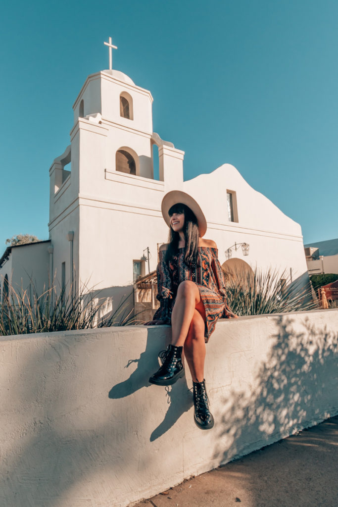 The most Instagrammable Places in Scottsdale, Arizona: where to get the perfect Instagram photos. Instagram spots in Scottsdale, Arizona. #scottsdale #scottsdaleaz #scottsdaletravel #instagrammablescottsdale #oldmissionchurch