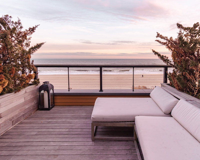  Visiting Montauk, NY in the winter and staying at Gurney's Montauk Resort and Saltwater Spa. Everything you need to know to plan the perfect winter trip to the beach in Montauk, New York in the Hamptons. #montauk #montaukny #montauknewyork #gurneysmontauk #montaukinwinter #winterinmontauk #montaukinspiration #montaukbeach
