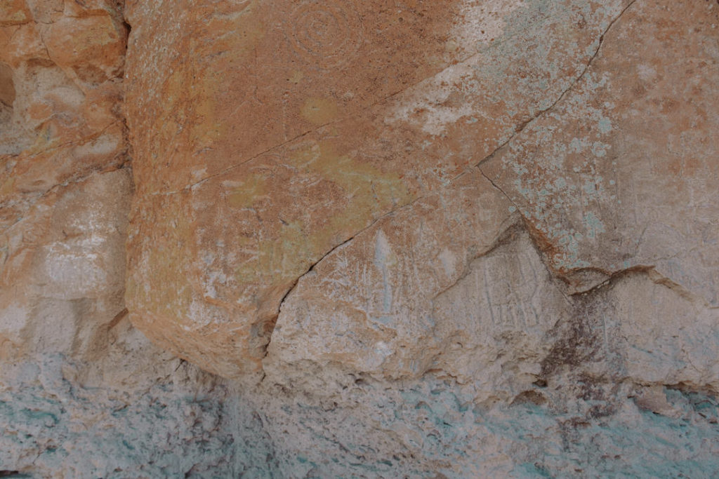Petroglyphs carved into rock at Baondolier National Monument